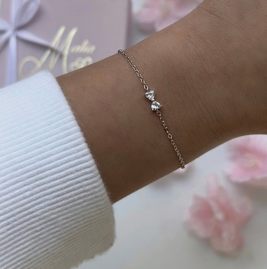 Tiny Bow Armband